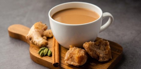 Sensational health benefits of drinking jaggery tea during winters!!
