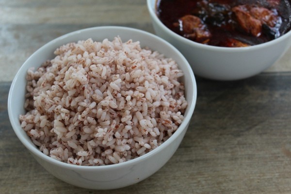 How is intake of red rice or matta rice good for our health?