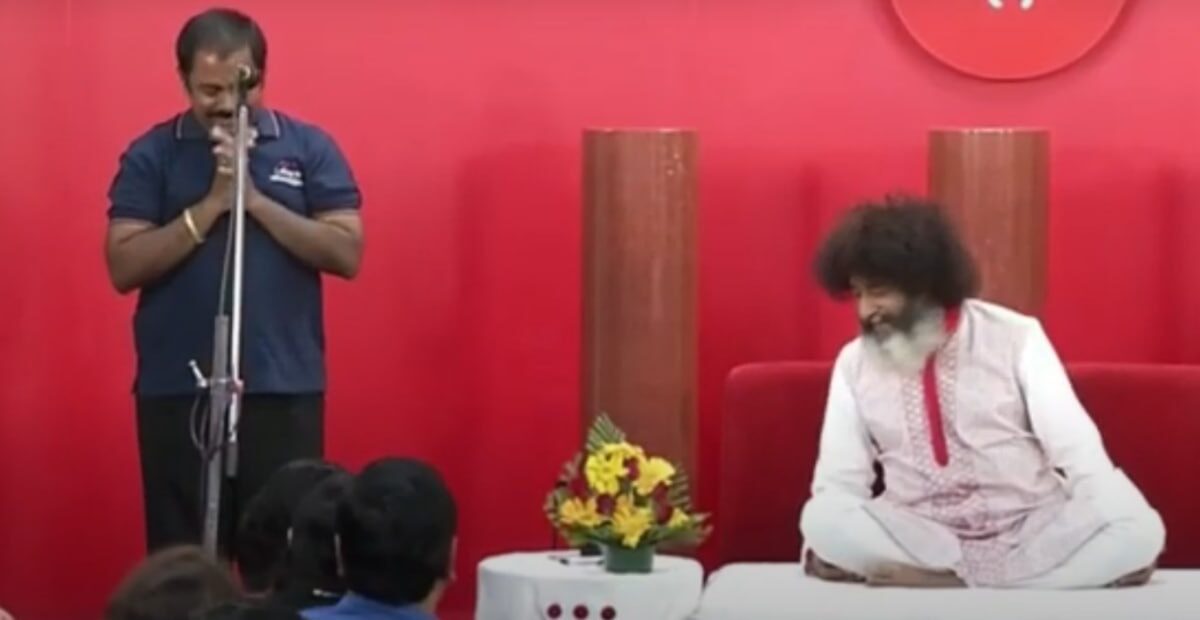 Today, 23rd May, is the birthday of our beloved Guru Mahatria. Let`s celebrate with Devotion & Gratitude…