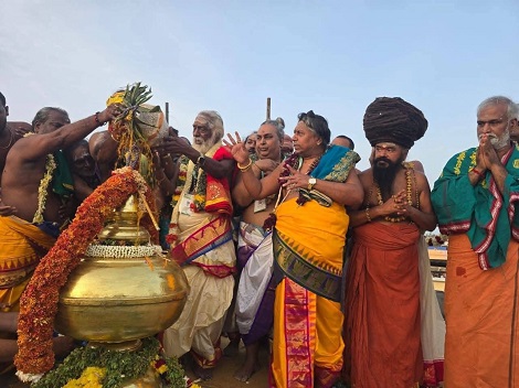 திருச்செந்தூர் சுப்பிரமணியசுவாமி கோவிலில் இன்று திருக்குட நன்நீராட்டுப் பெருவிழா சிறப்பாக நடைபெற்றது!