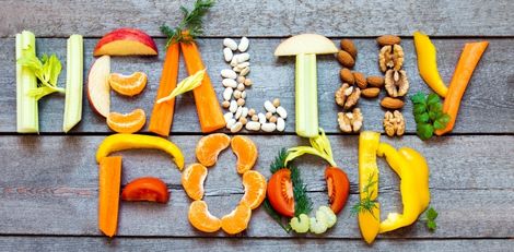 Why Eating Healthy Feels Difficult – And Practical Ways to Make It Easier