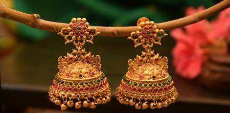 Gold Price Today (22-01-2026): Gold and Silver Prices Drop Slightly