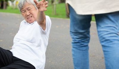 75-Year-Old Woman Recovers After Fall Injury Treatment at Dr. Arun’s Bone & Joint Clinic