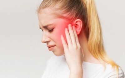 Ear Pain (Earache/Otalgia): Causes, Symptoms, Treatment & Prevention