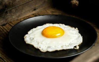 Whole Eggs or Egg Whites: Which Is Better for Weight Loss?
